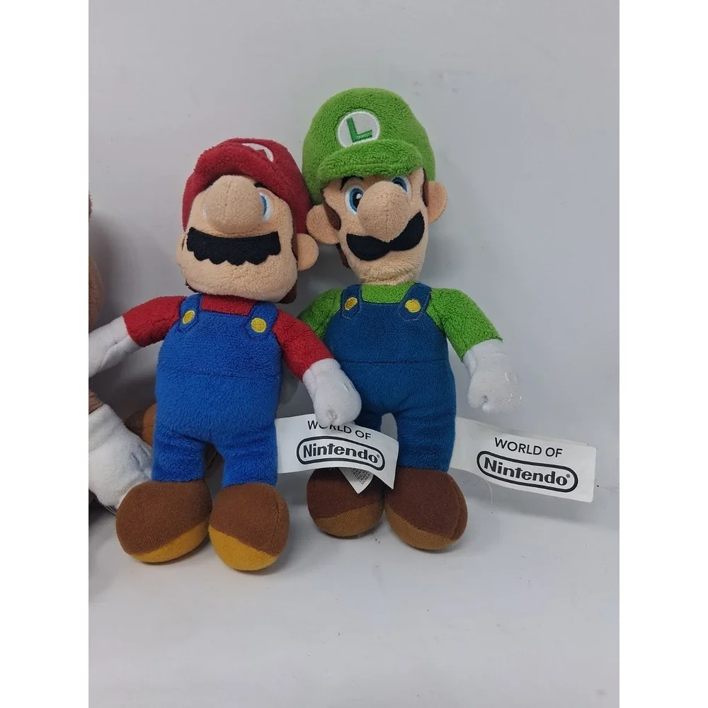 Super Mario And World Of Nintendo Lot Of 4 Plushes